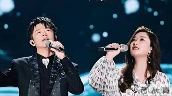 沉寂五个月后玲花官宣好消息,曾毅去哪了?