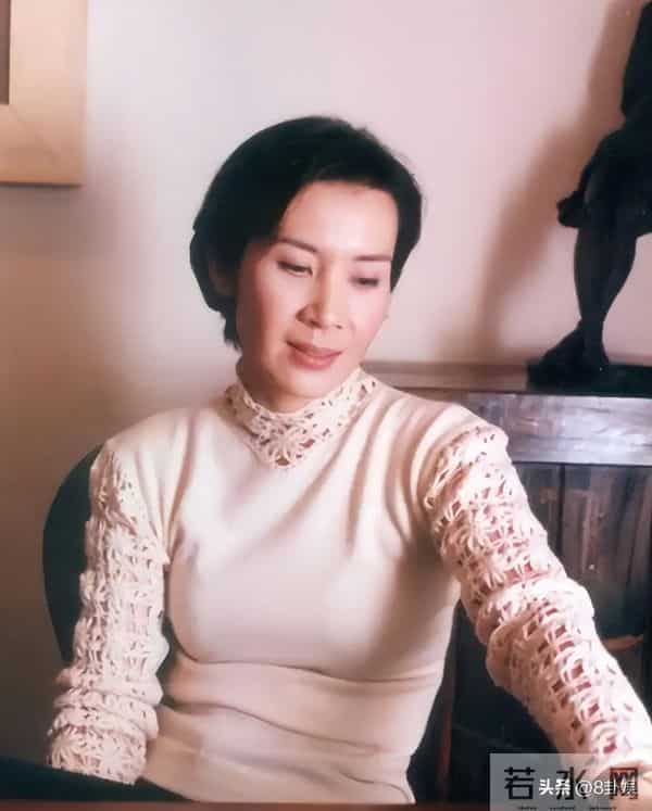 她是著名国家一级演员,享“正军级”待遇,却曾被丈夫嫌弃演戏
