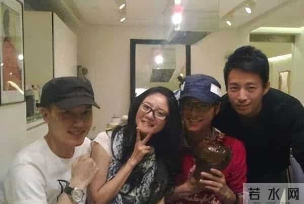 富豪老公被判13年!45岁安以轩过得不轻松,为了孩子都变男相了