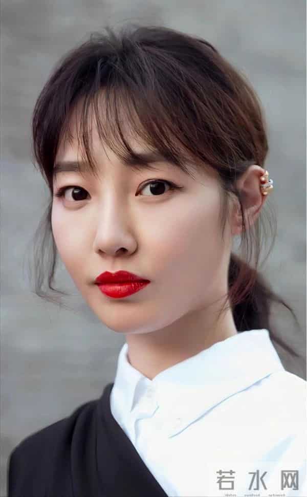 太癫了！王家卫被曝后白百何又自揭伤疤，陪玩陪睡只是冰山一角