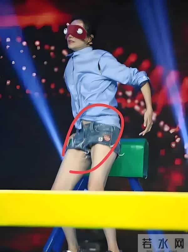 47岁的她越老越有女人味,一夜成名,自嘲拍了中国第一支内衣广告