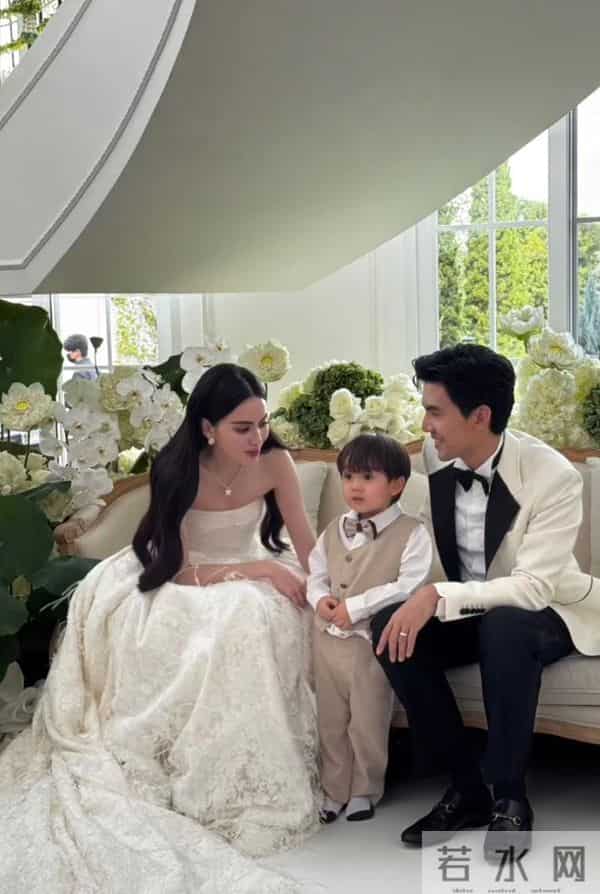 33岁女星将嫁大9岁男星!婚戒15克拉,买1600平地建房,写女方名