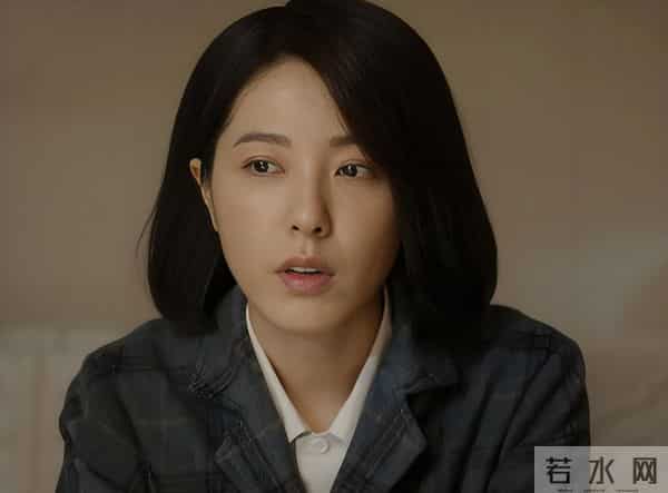 被称中戏第一美却至今未婚,48岁事业停摆后,农村种地还乐在其中