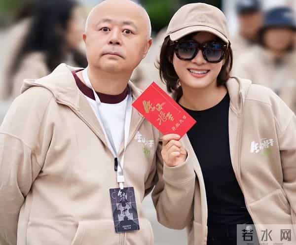 时尚大片来了,被长发的孙俪惊艳,凶相变福相,甩打针脸几条街