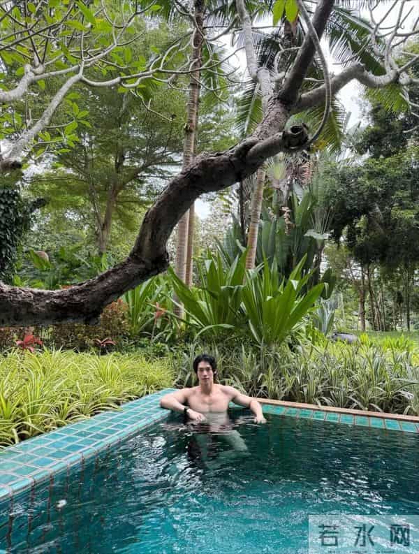 泰国当红男演员Win,终于肯脱了!