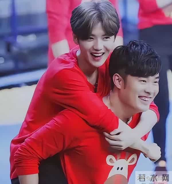 曲终人散!鹿晗为陈赫庆生,关晓彤回应耐人寻味,8年情断添铁证