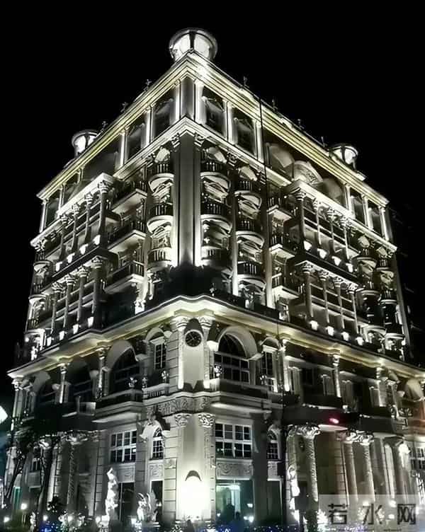 30位情妇、60辆豪车,有钱人的生活能有多奢淫?比赌王过得还潇洒