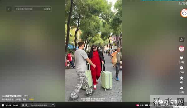 博主模仿李湘冲上热搜，李湘发文晒瘦身照回击，看来她也坐不住了