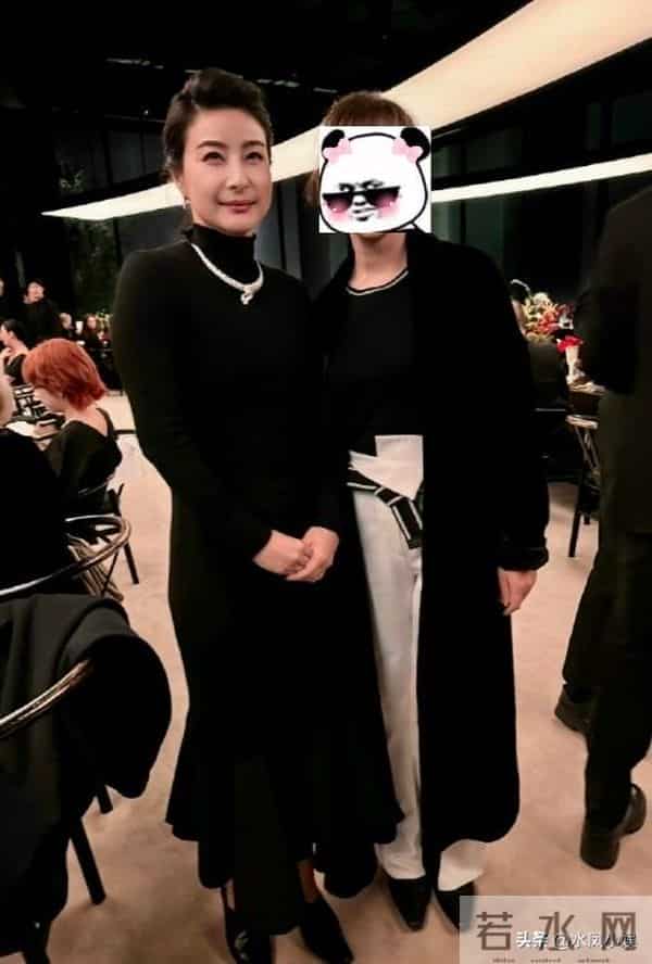 北京这一夜，郭晶晶用“全裹”造型，给了内娱女星一记优雅的耳光
