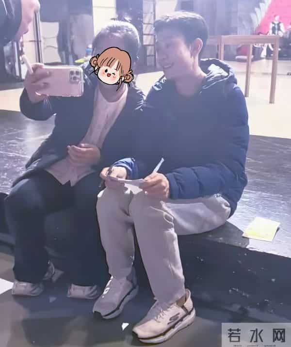 被“发腮”的张一山惊艳！33岁终于长开，尽显京爷范，遗憾有点矮