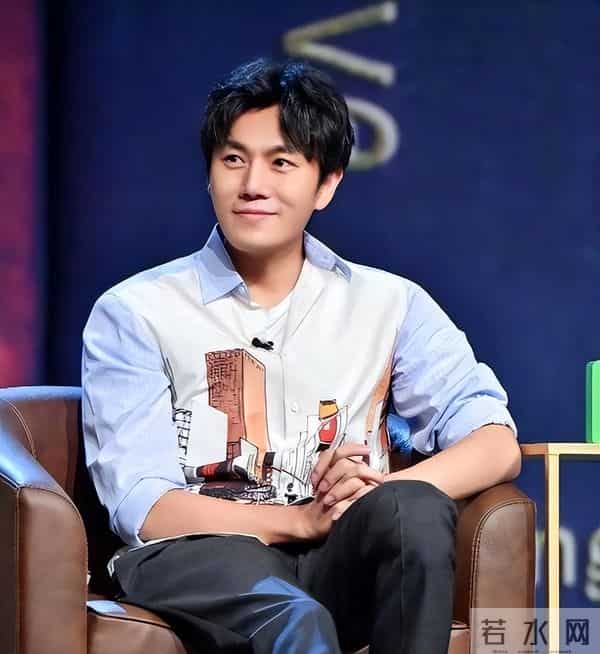 事实证明：47岁“无人敢惹”的秦昊，再一次给娱乐圈敲响警钟。