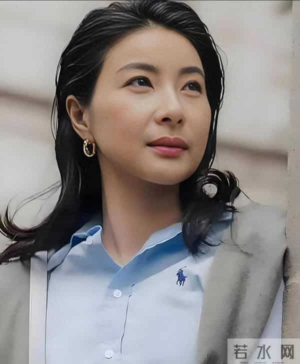 豪门圈集体失语，郭晶晶喜讯印证预言，79岁公公霍震霆再破天花板