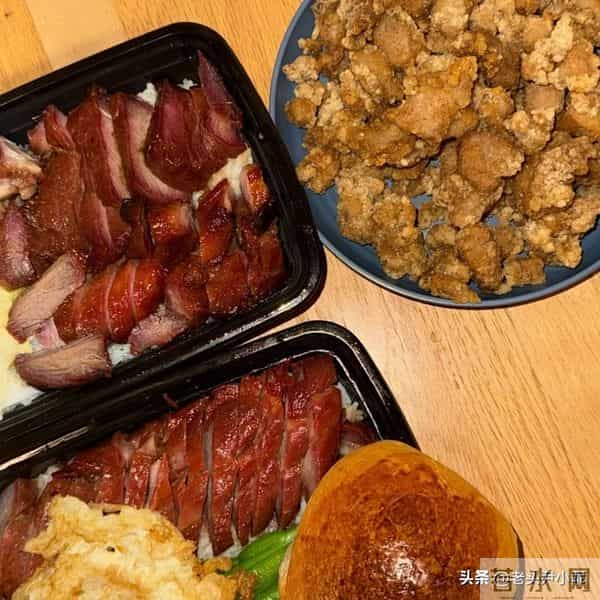 姚焯菲托实李克勤大仔恋情疑升温 女方娇羞甜笑更公然耍花枪