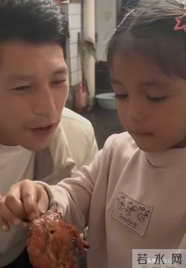 苏美拉向李超群借750元 他没借也没回信息 李超群直播回应这个事