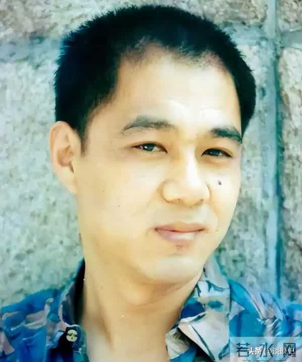 演员赵君:离婚22年,前妻嫁给杜淳父亲,他现在的生活状况怎样?