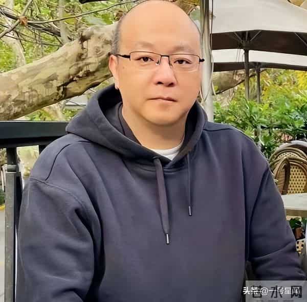 十年河东十年河西，娶前妻闺蜜的窦唯，成为了王菲高攀不起的存在