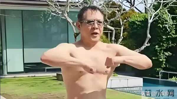 李连杰“脱衣辟谣”上热搜：没换过心脏！揭开“一夜回春”的秘密