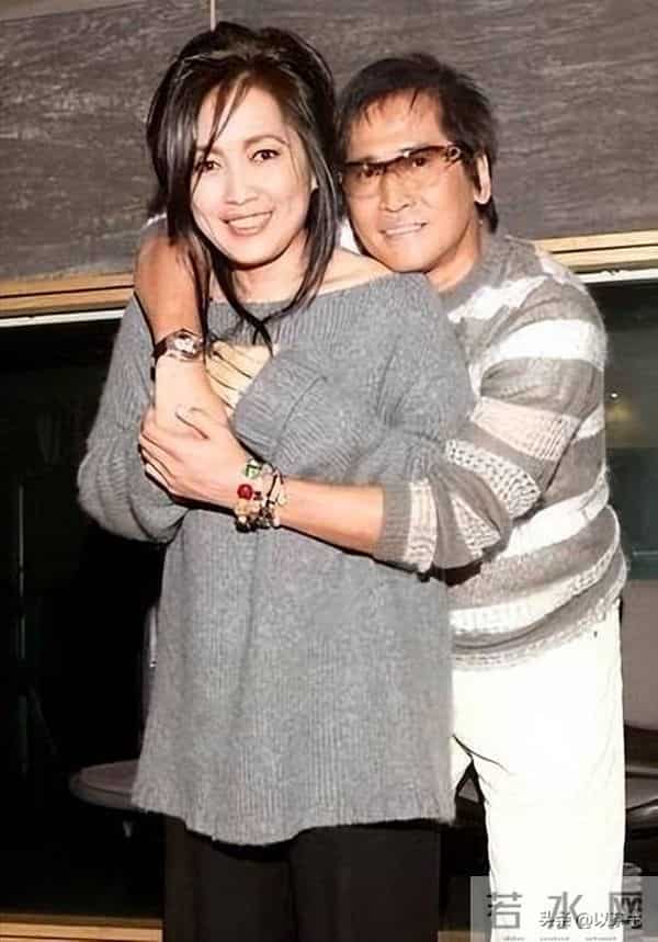 父亲是地产大亨,从小家境殷实,为何孙丽雅会嫁比亲妈还大的齐秦