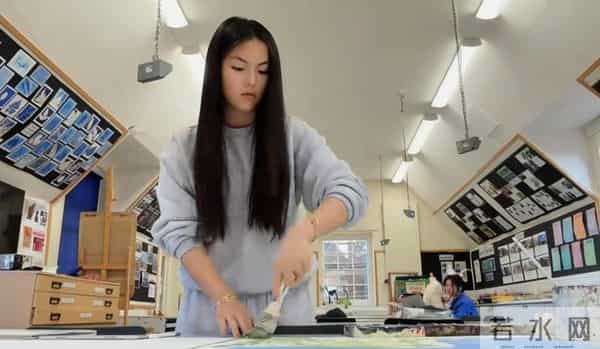 王诗龄晒留学vlog！住宿舍周末还在学习，和同学老师相处好有礼貌