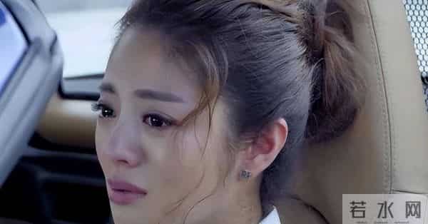 富豪老公被判13年!45岁安以轩过得不轻松,为了孩子都变男相了