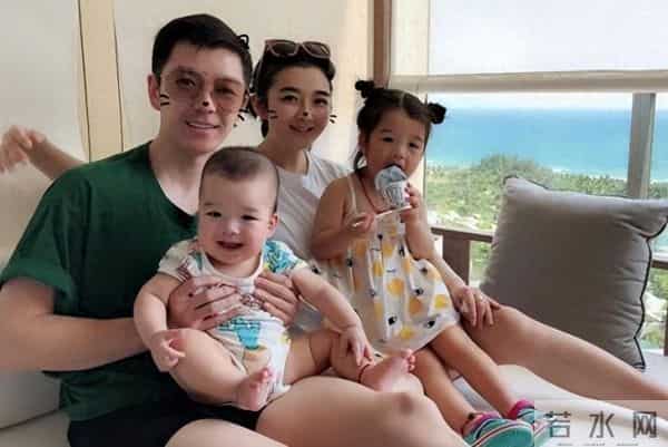 吴雅婷和前夫为女儿庆生，正式告诉儿女已离婚，唯伊心疼妈妈大哭