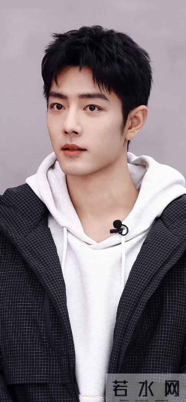 央视“点名”才几天，肖战因一个举动，再令杨紫和所有人刮目相看