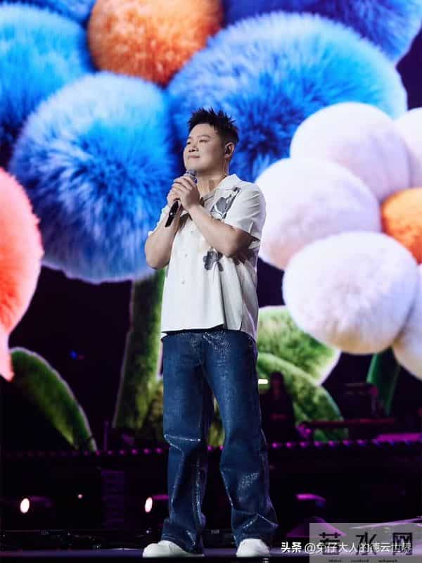 又被岳云鹏演唱会刷屏,三大惊喜来袭,西安首演,岳云鹏圆满成功