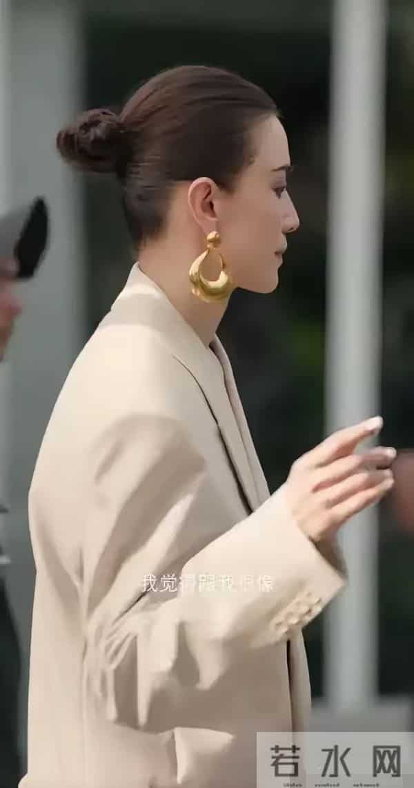 原来宋佳以前也土过,还以为她是天生的洋气体质呢?