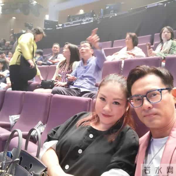 香港艺人海俊杰再发文提太太新情况 感谢古天乐曾志伟公司老板帮忙