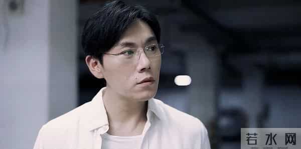 事实证明：47岁“无人敢惹”的秦昊，再一次给娱乐圈敲响警钟。