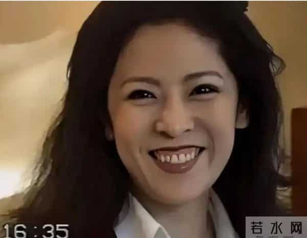 向佑彻底没救了!现身南昌酒吧,新交的女友又胖又颓,烟酒不离手