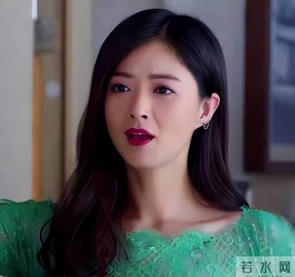 当40岁童谣跟42岁蒋欣站一起,我才彻底明白,女演员气质有多重要