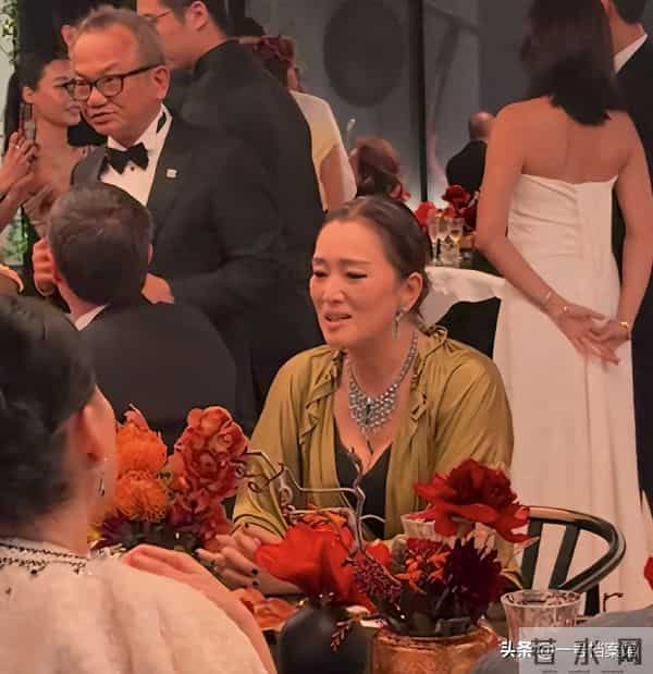 老到不敢认?59岁的巩俐近况尽显老态,印证了张艺谋当初的选择