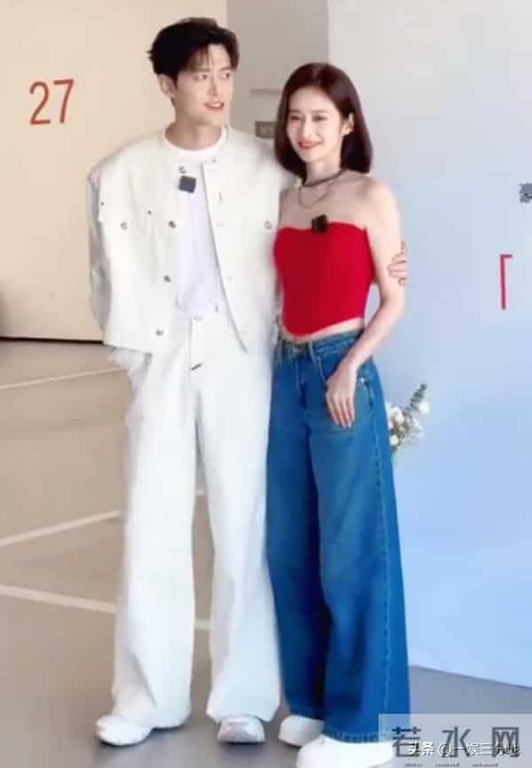 天声一对最敷衍的夫妻,唱歌对口型、拿冠军嘲讽人,陆毅还得恭维