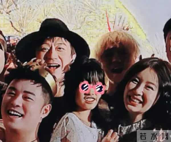 好兄弟过生日亲自到场，女友生日毫无表示，鹿晗的态度说明一切