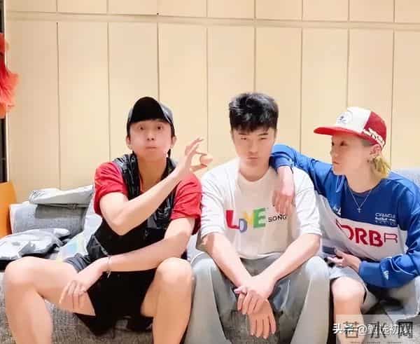 曲终人散!鹿晗为陈赫庆生,关晓彤回应耐人寻味,8年情断添铁证