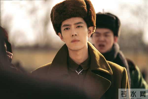 央视“点名”才几天，肖战因一个举动，再令杨紫和所有人刮目相看