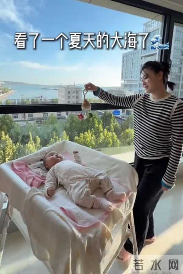 侯梦莎搬离婆家,和毛毅带女儿到杭州定居,婆婆不舍孙女哭着告别