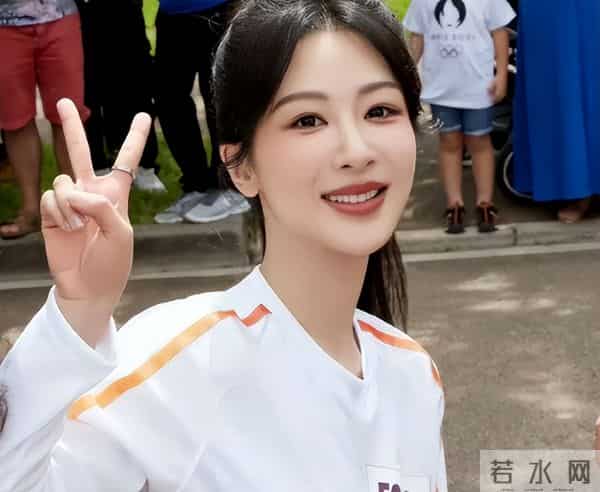 官媒公开“点名”,揭开33岁杨紫真实处境,秦俊杰那番话真没说错