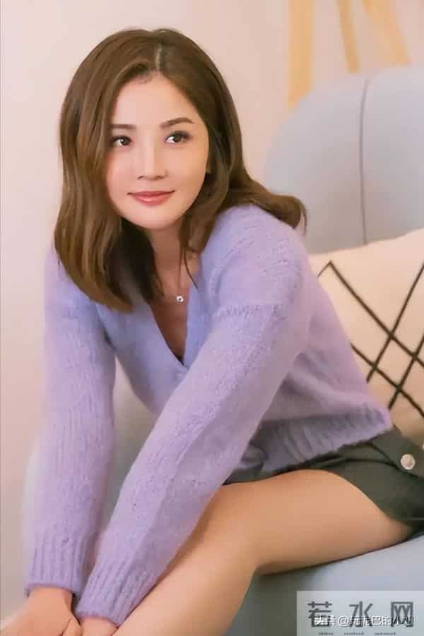 喜讯!蔡卓妍终于迎来新恋情,和小10岁健身教练正在热恋